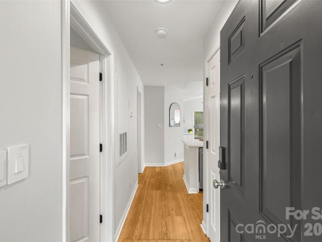 757 Southwest Drive # 8
