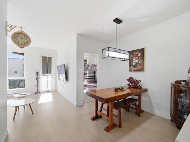 7588 16th Street #309, Burnaby, BC V3N0H8