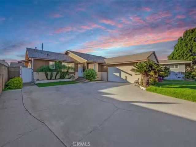 7581 PRIMROSE DR, BUENA PARK, CA 90620