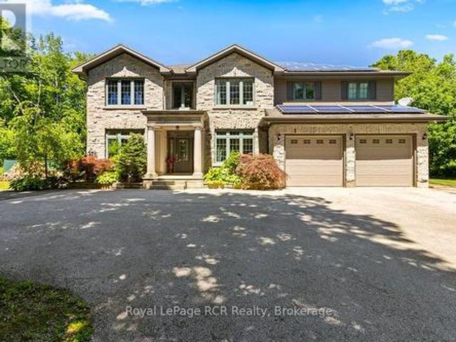 758335 Girl Guide Road, Georgian Bluffs, ON, N4K 5N7 Luxury House for sale | Listing ID X13820 | Royal LePage Carriage Trade Luxury Properties