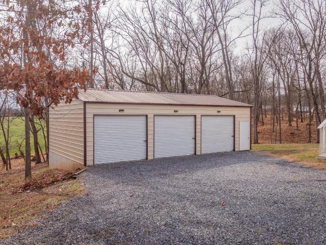7583 ford view rd