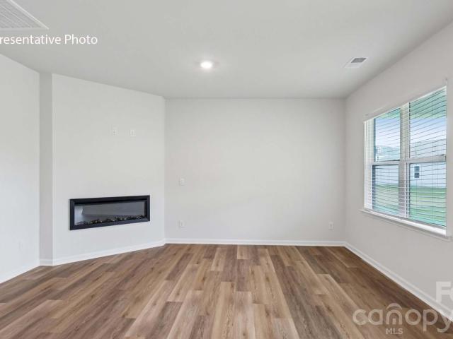7596 Bainbridge Road