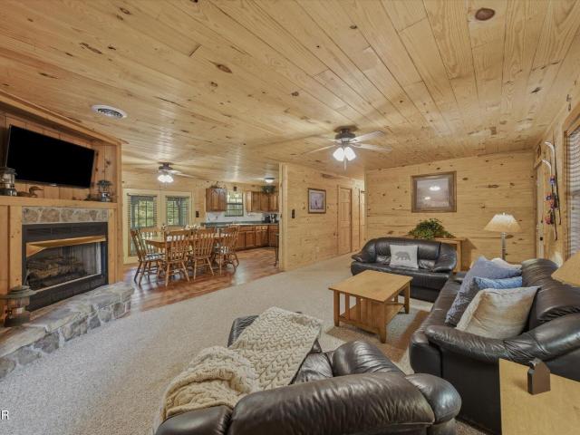 759 Ridgefield Drive