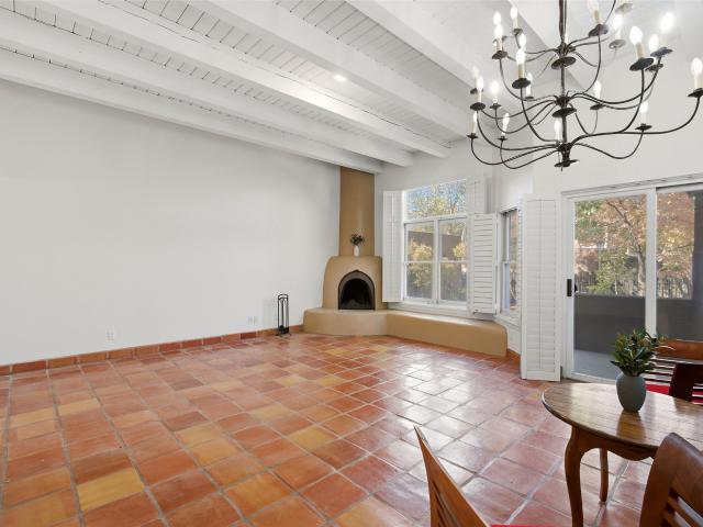 759 W Manhattan Avenue 4