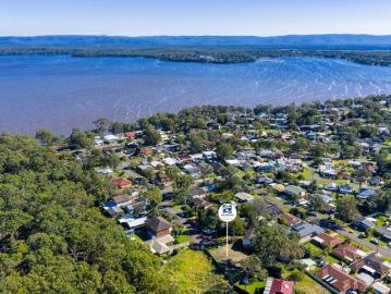 759m2 Vacant land Close to the lake