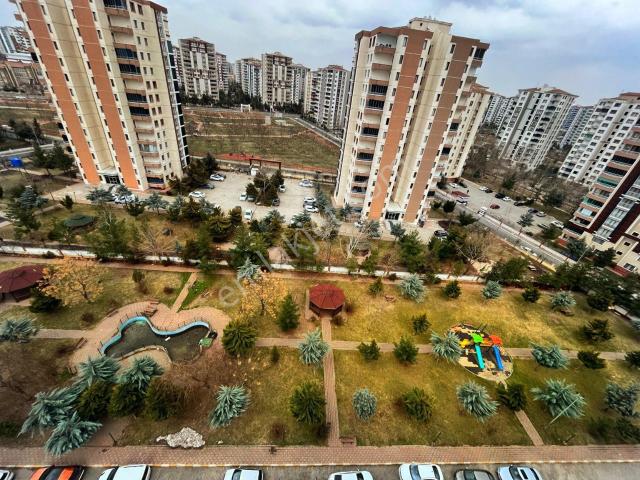 75’te Lüks Kiralık 4+1 Temiz Daire