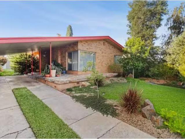 75 Tichborne Crescent, Kooringal House for rent Listed by Pro.