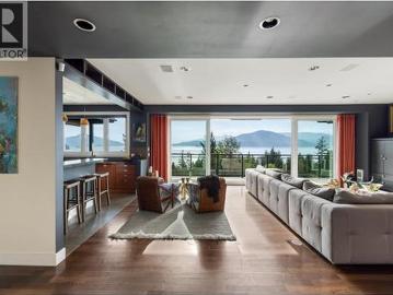 Greater Vancouver - Sauna, Swimming pool