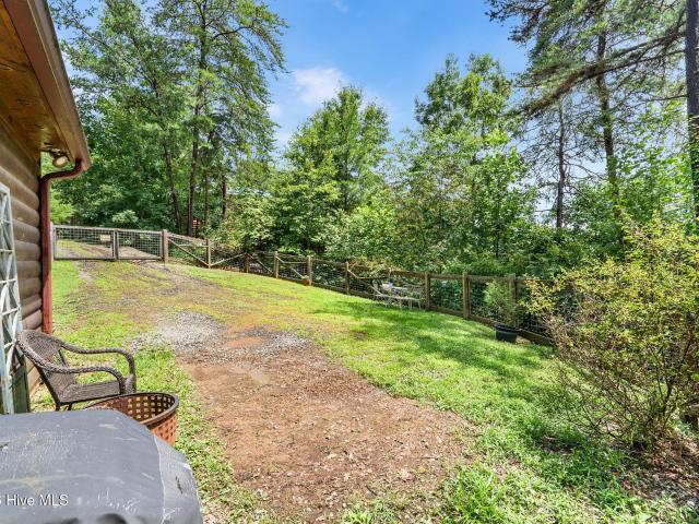 75 Woodridge Trail