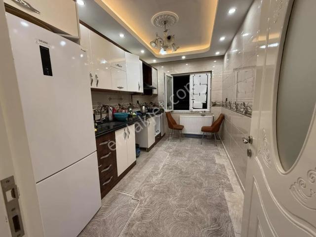 75. Yıl Mah: Yapı Kayıt Belgeli 3+1 150 M² Dam Daireye Ait