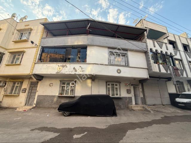 75. Yıl Mh Satılık Bahçeli 2 Katlı Mustakil Ev