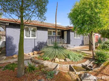 75 Ziegler Avenue Kooringal, NSW 2650