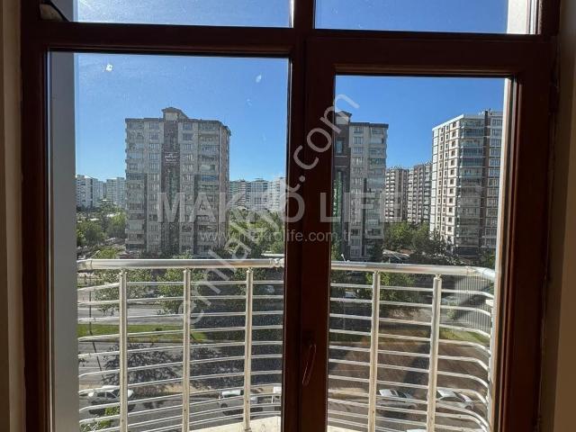 75 Ana Caddeye Sıfır Taşınmaya Hazır 4+1 Acill Fırsat Daire