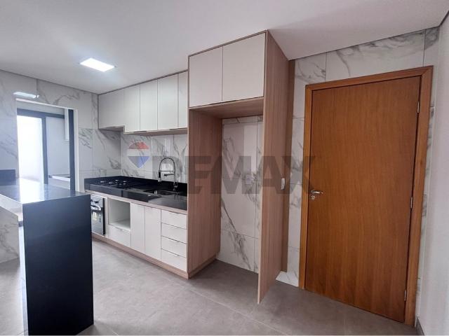 75 Área Útil Apartamento Alugar, 2 Dormitórios localizado em Vila Pinheiro Machado, Botucatu, São Paulo, 18609700 | Brasil