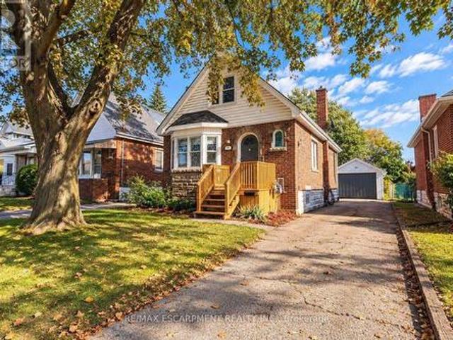 75 Barons Avenue, Hamilton, ON, L8K 2Y4 house for sale | Listing ID X14081 | Royal LePage