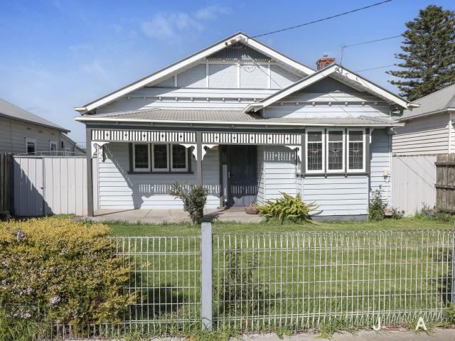 75 Benjamin Street, Sunshine | Jas Stephens