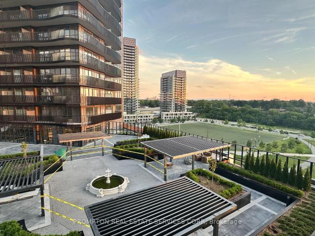 75 BILLES HEIGHTS – SUITE 911, Toronto