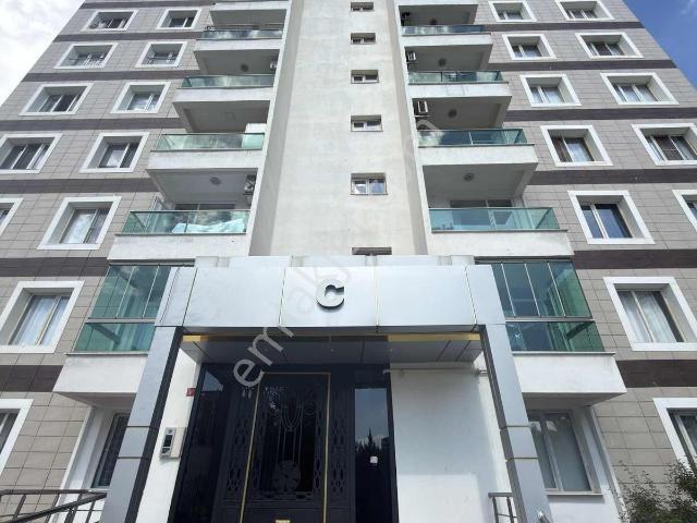 75 Cadde Üzeri Havuzlu 2+1 Kiralık Daire