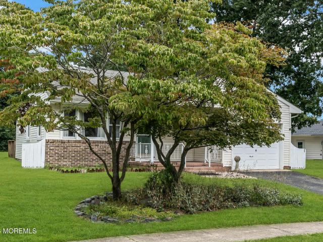 75 Columbine Circle