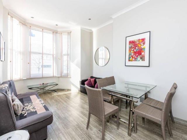 75 Eardley Crescent, London, SW5 9JZ, United Kingdom | 1 bed apartment for rent #140543771 | Rentberry