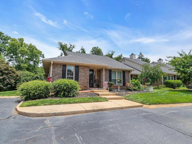 75 Forest Lake Drive