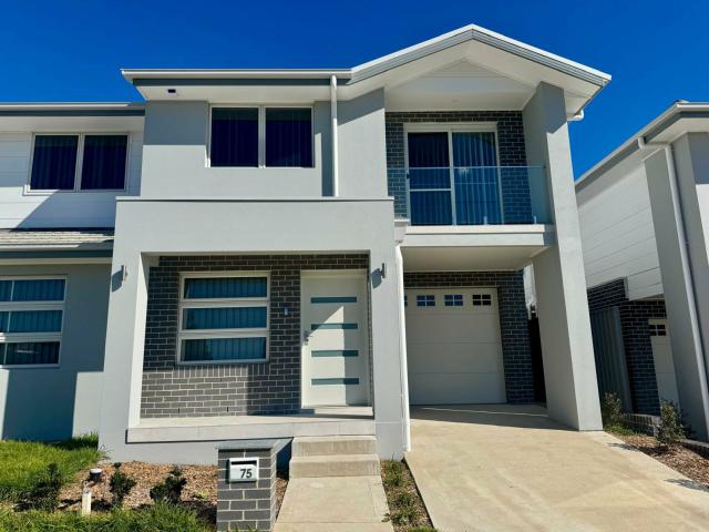 75 gunyah drive, glenmore park nsw for rent lj hooker