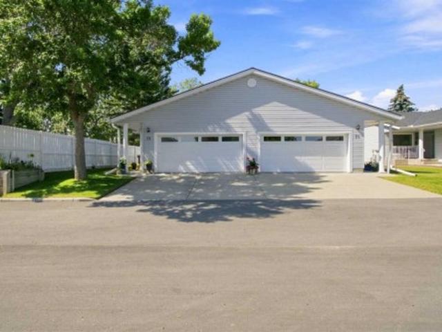 75 Lincoln Manor Sw, Calgary, AB, T3E 7E3 townhouse for sale | Listing ID A2339 | Royal LePage
