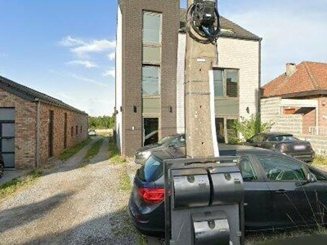 75 m2 apartment for rent in Charleroi