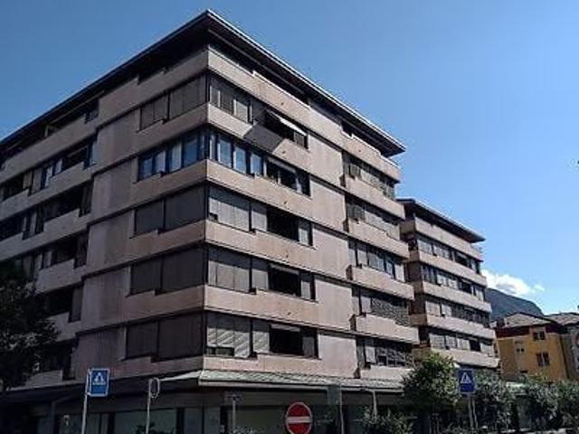 75 m²
