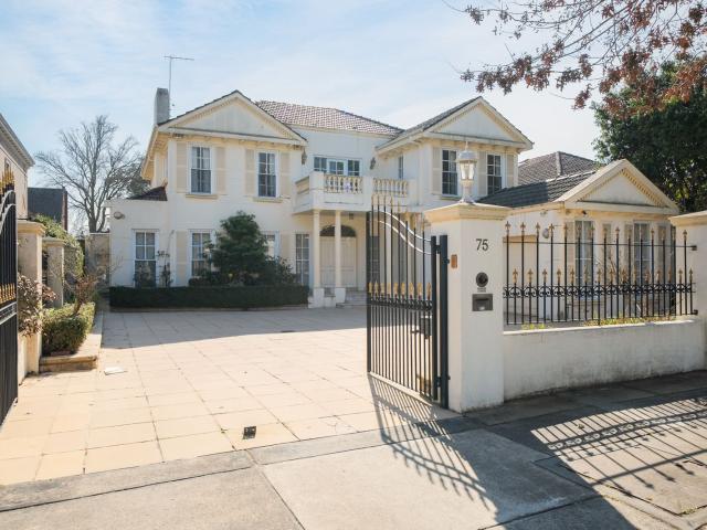 75 Mont Albert Road, Canterbury
