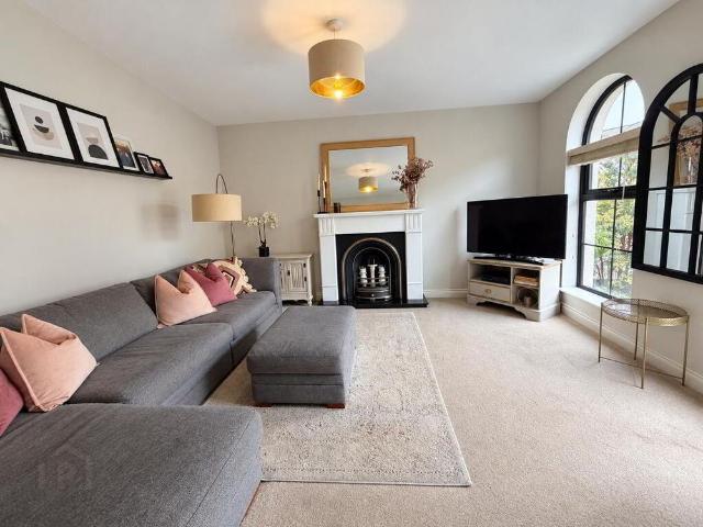 75 Mornington Gardens, Lisburn, BT28 2WP