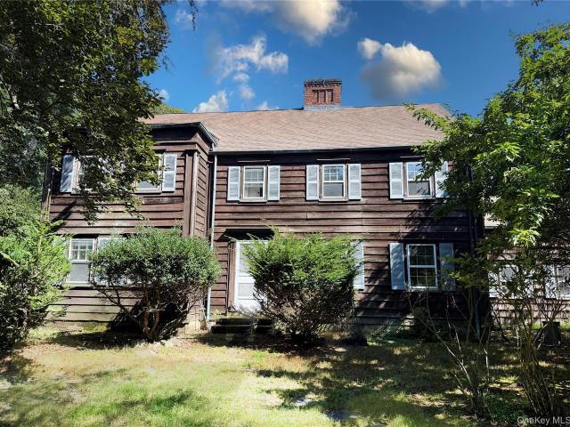 75 Old Field Road
