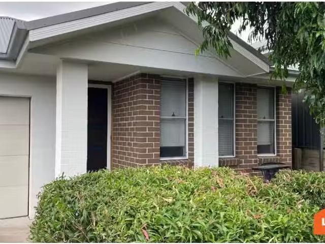 75 Pitt Street, Teralba House for rent Listed by Leah Jay of.