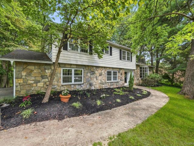 75 Pleasant Ridge Drive