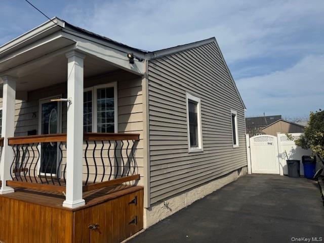 75 S Bay Dr, Babylon, NY 11702 | MLS #989376