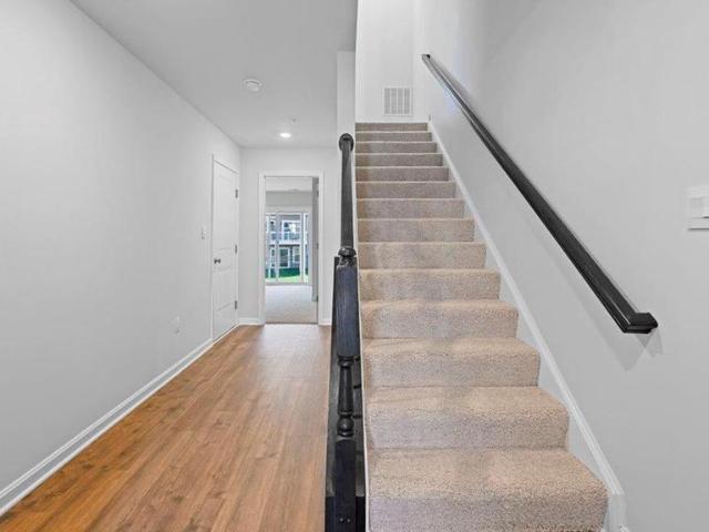 7604 Daybreak Drive