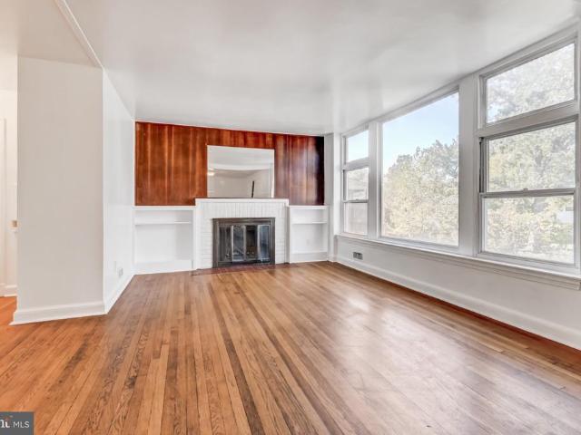 7606 Hammond Avenue