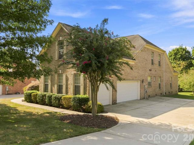 7607 Meadow Grove Drive
