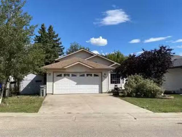 7607 Michealis Boulevard, Grande Prairie, AB, T8W 2H7 house.