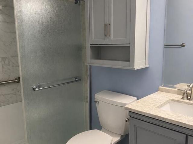 7600 E Roosevelt Boulevard # 304