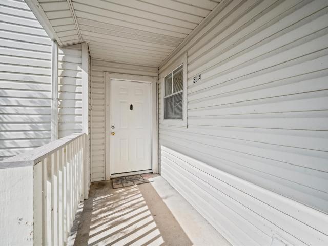 7600 Emmett F Lowry Expressway 314