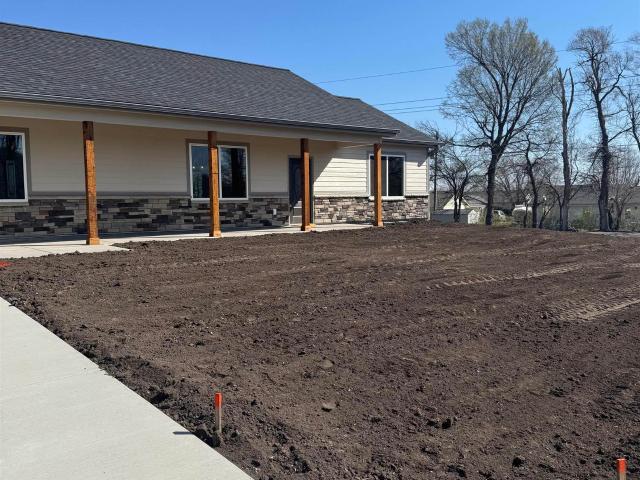 7600 SW 24th Ter, Topeka, KS 66614 | MLS #243127