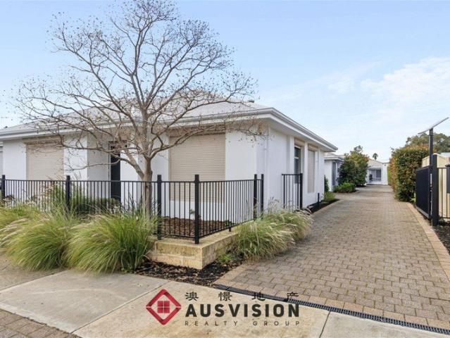 $760/w Modern 3 B Home in Convenient Midland Location