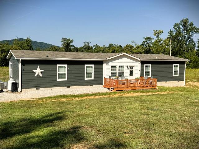 760 Dogwalk Rd