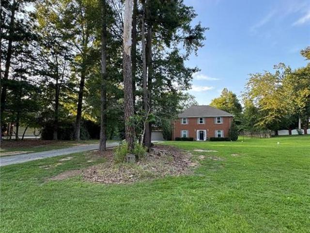 760 Kings Crest Court