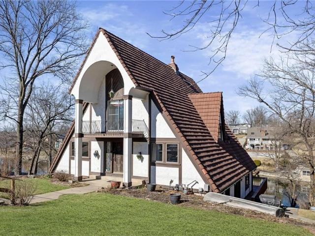 7616 NW Eastside Dr, Weatherby Lake, MO 64152 | MLS #2621