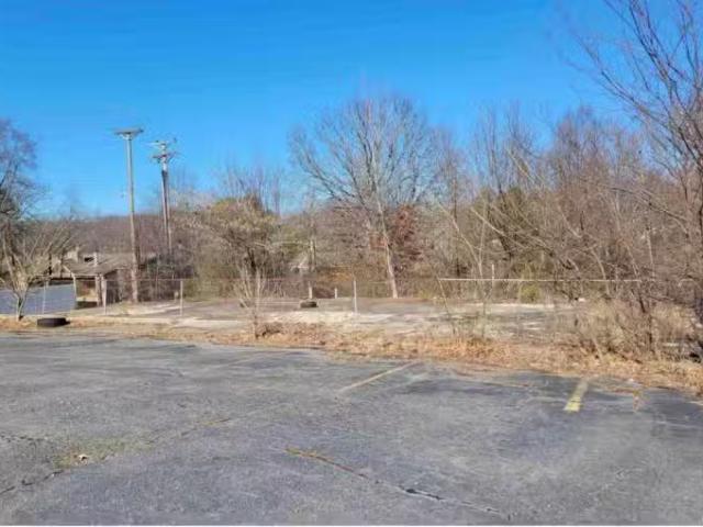 7616 N HILLS BLVD, NORTH LITTLE ROCK, AR 72116