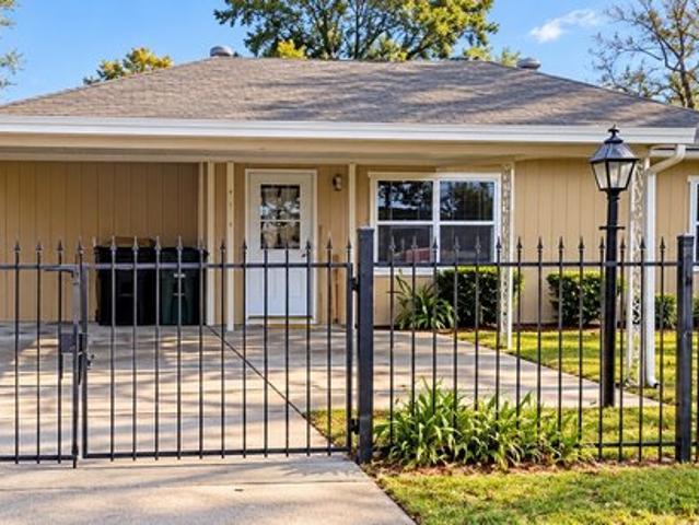 7617 Delavan Dr, Houston, TX 77028