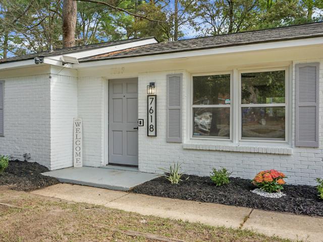 7618 Vanderbrook Place