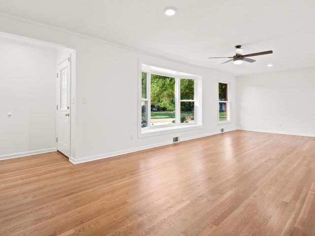 7612 Holland Drive SW